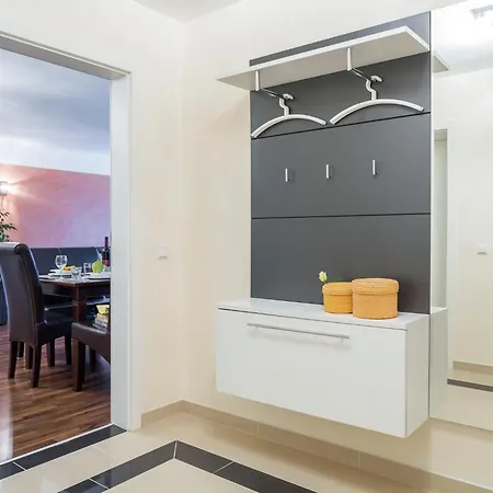 In Mit Pool Appartement *