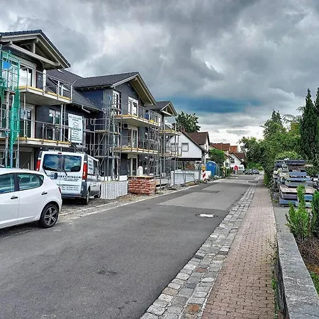 In Mit Pool Markdorf