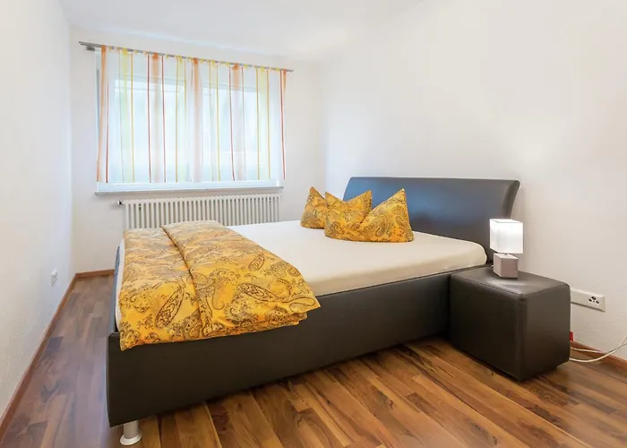 In Mit Pool Lägenhet *